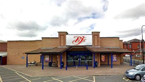 BJ's Bingo Leigh ⏰ opening times Unit 1, Ellesmere Street.